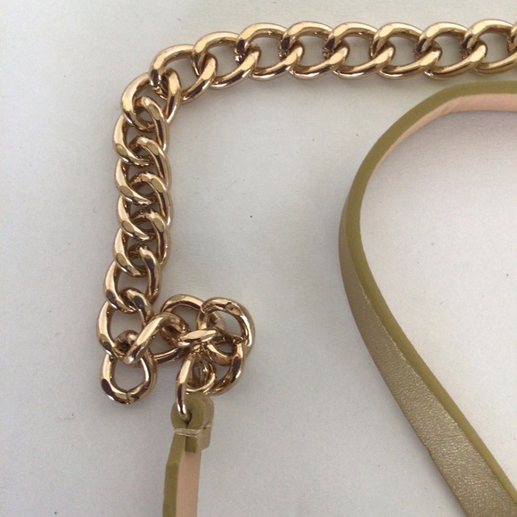 NAUTICA FAUX LEATHER AND GOLD CHAIN BELT MEDIUM LARGE - Picture 5 of 11